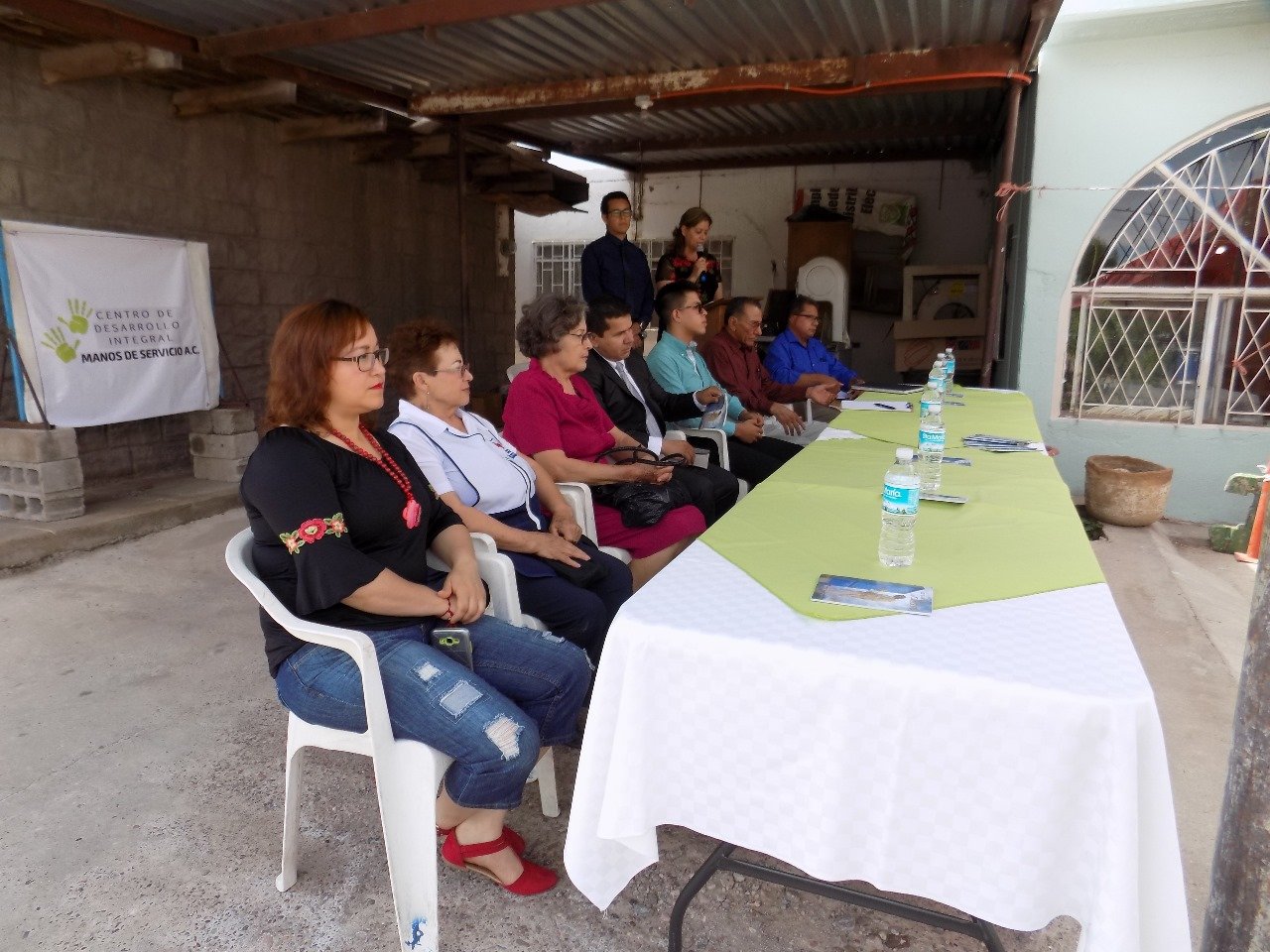 Personas en una reunión de colaboración